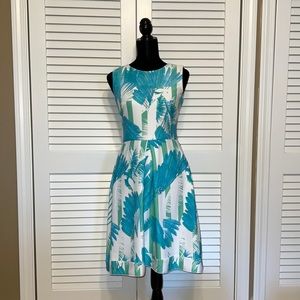 🌿🏝️ Jungle, Tropical Print Fitted Summer Dress